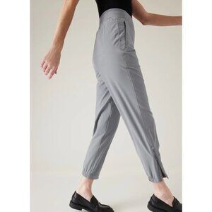 Athleta Women Gray Brooklyn Heights Jogger size 14 active
